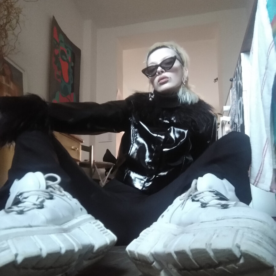 foxytoxtoxyfox