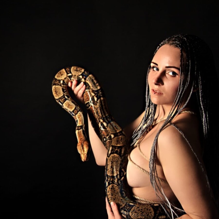 sataniiika_shibari_official