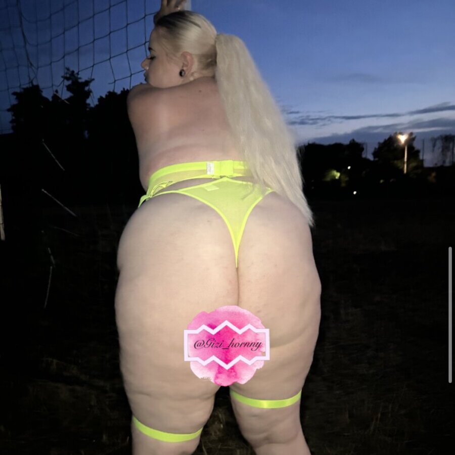 gizi_horny