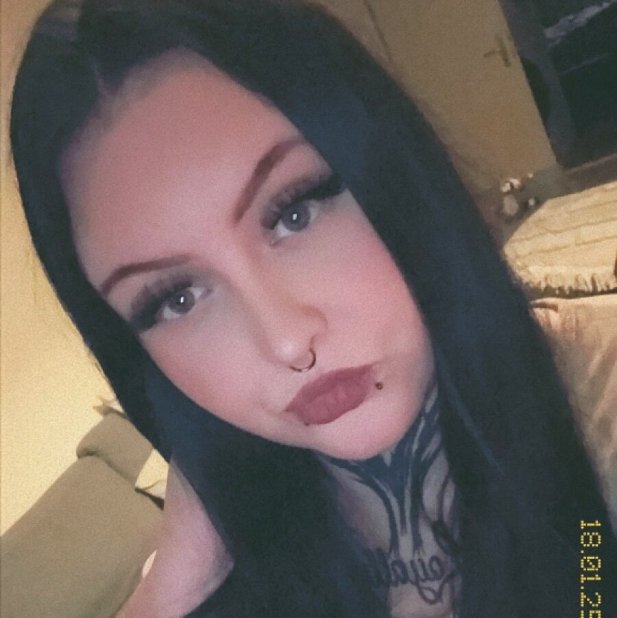 miss.unsympathisch_ – 4Based Creator