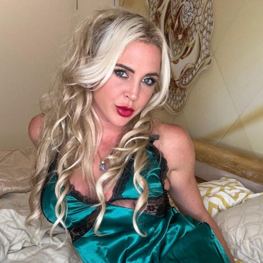 kate.monroe – 4Based Creator