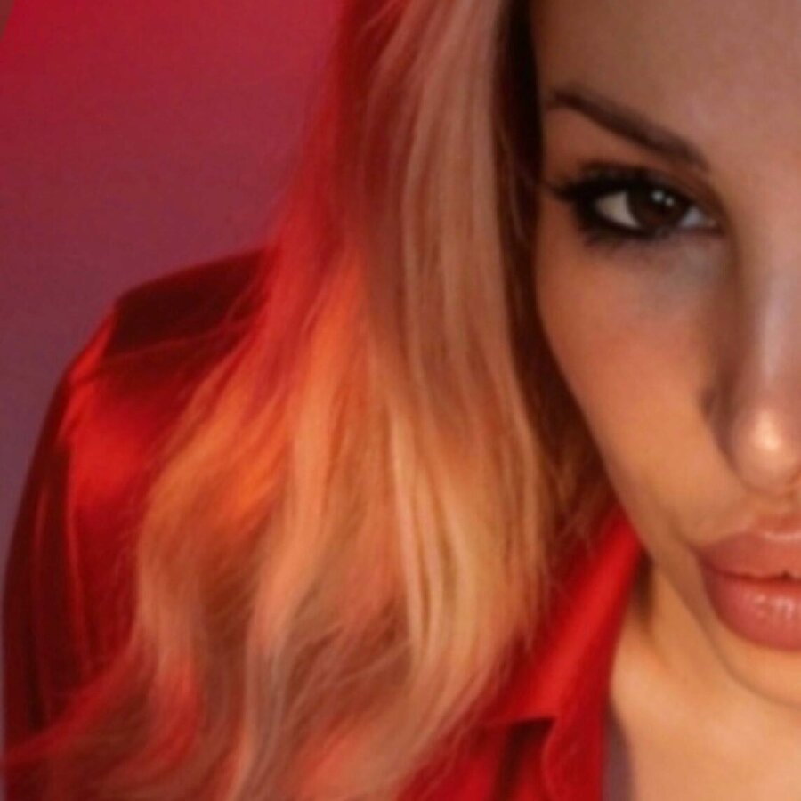 malena.femmefatale – 4Based Creator
