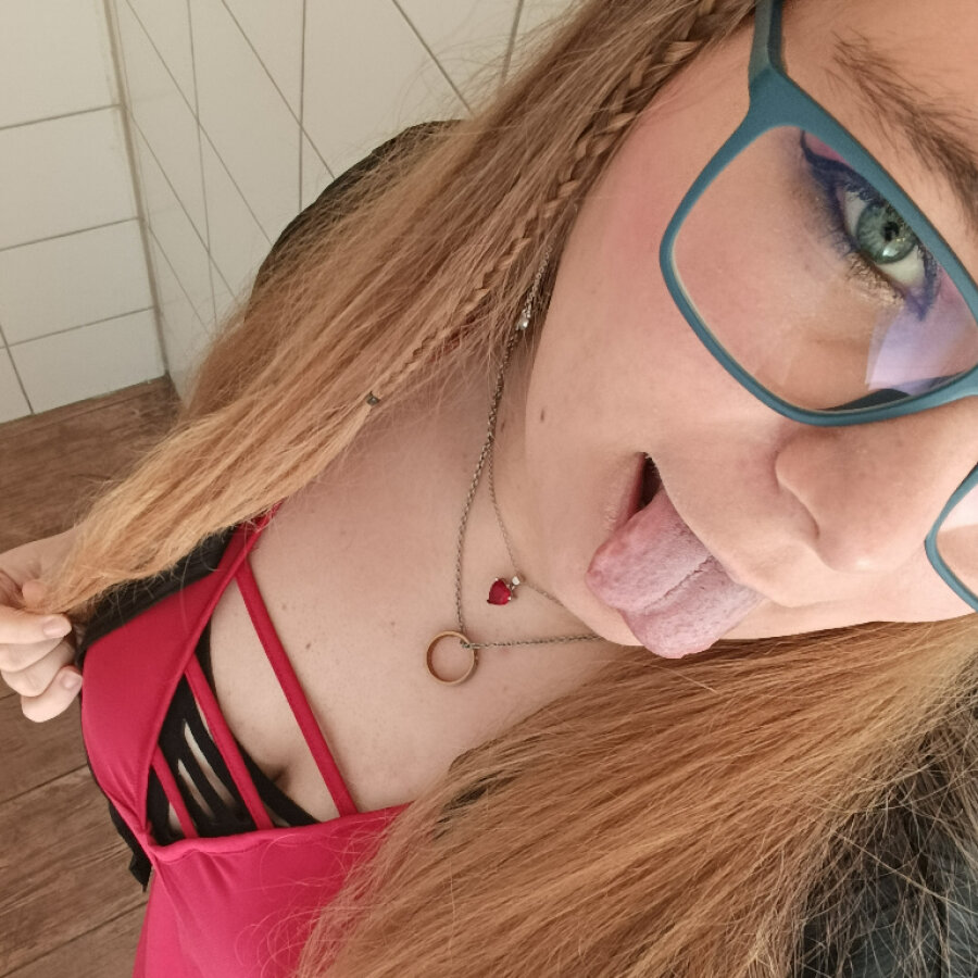 mrsgrey2000 – 4Based Creator