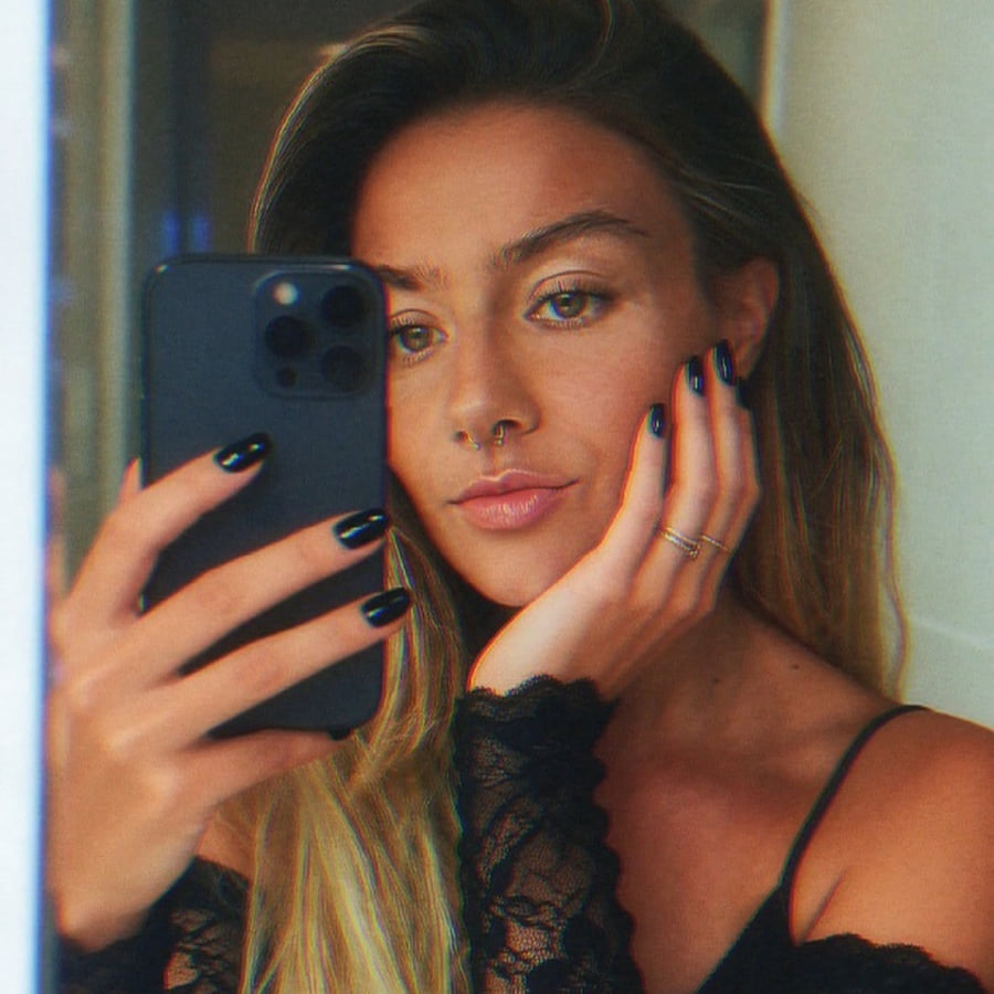 mariella – 4Based Creator