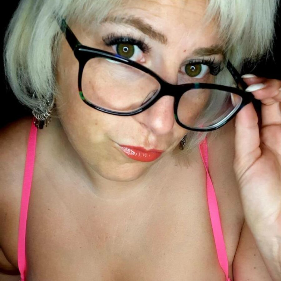 littlelady36 – 4Based Creator