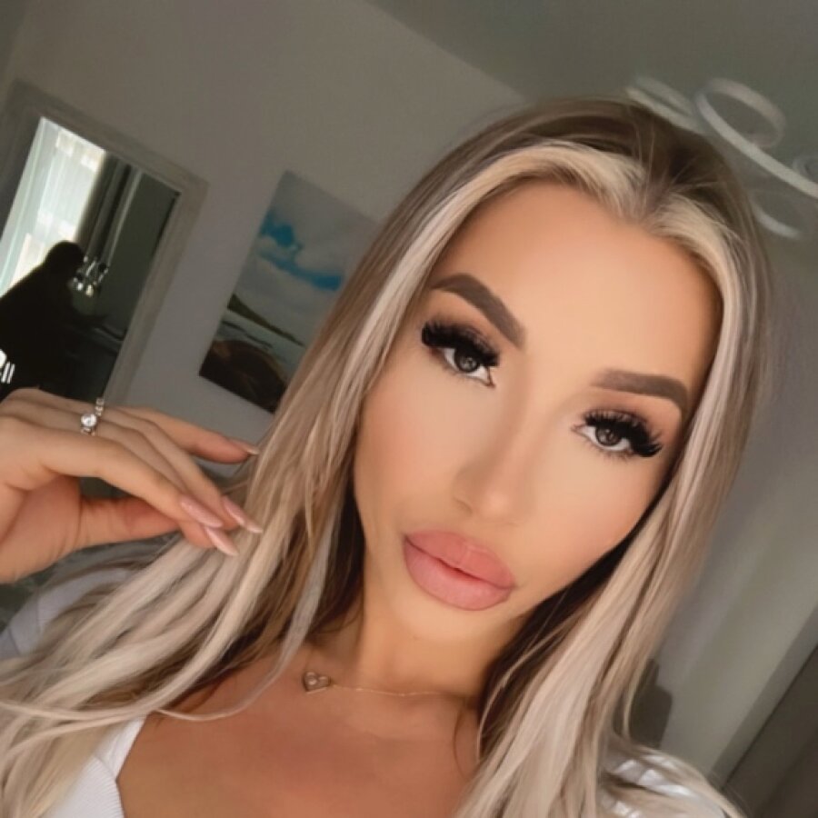 lexi_cutie cover