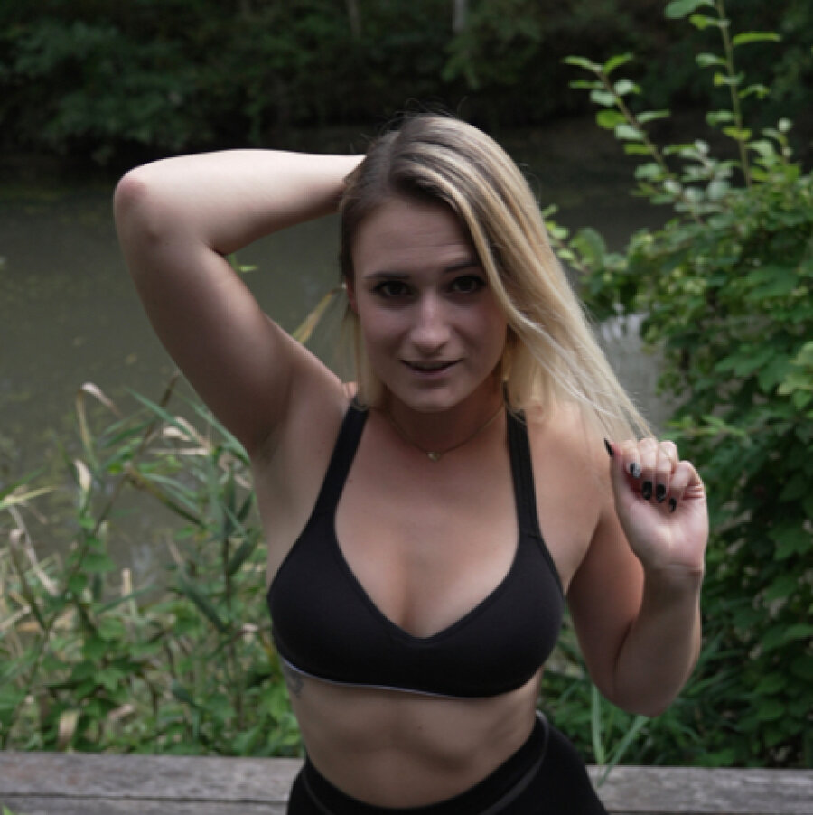 melina-may – Profilbild