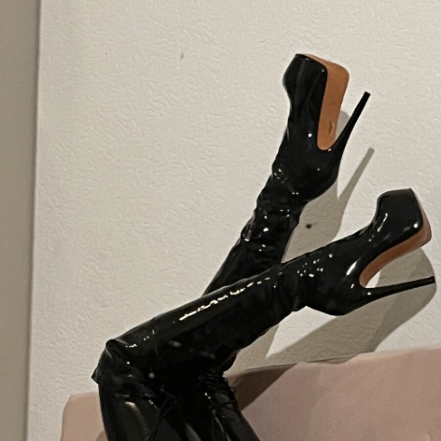 emilyinlatex