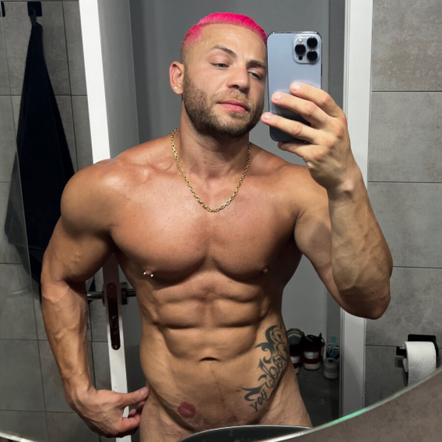 aronxx cover