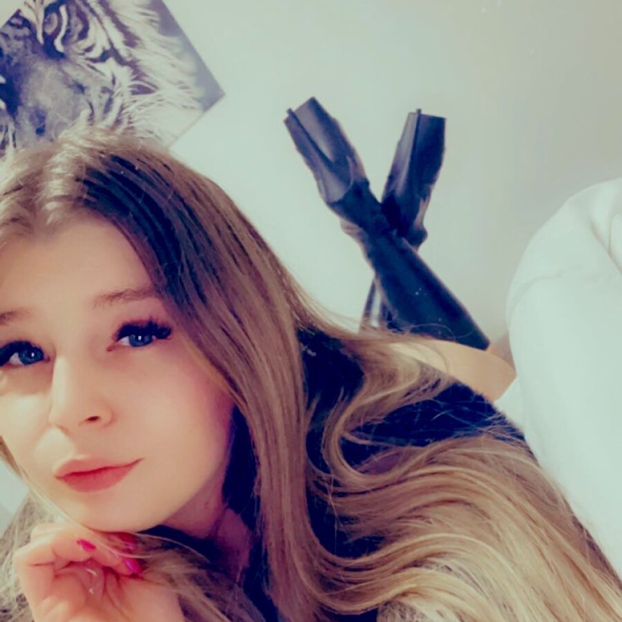 goddesslina12-01
