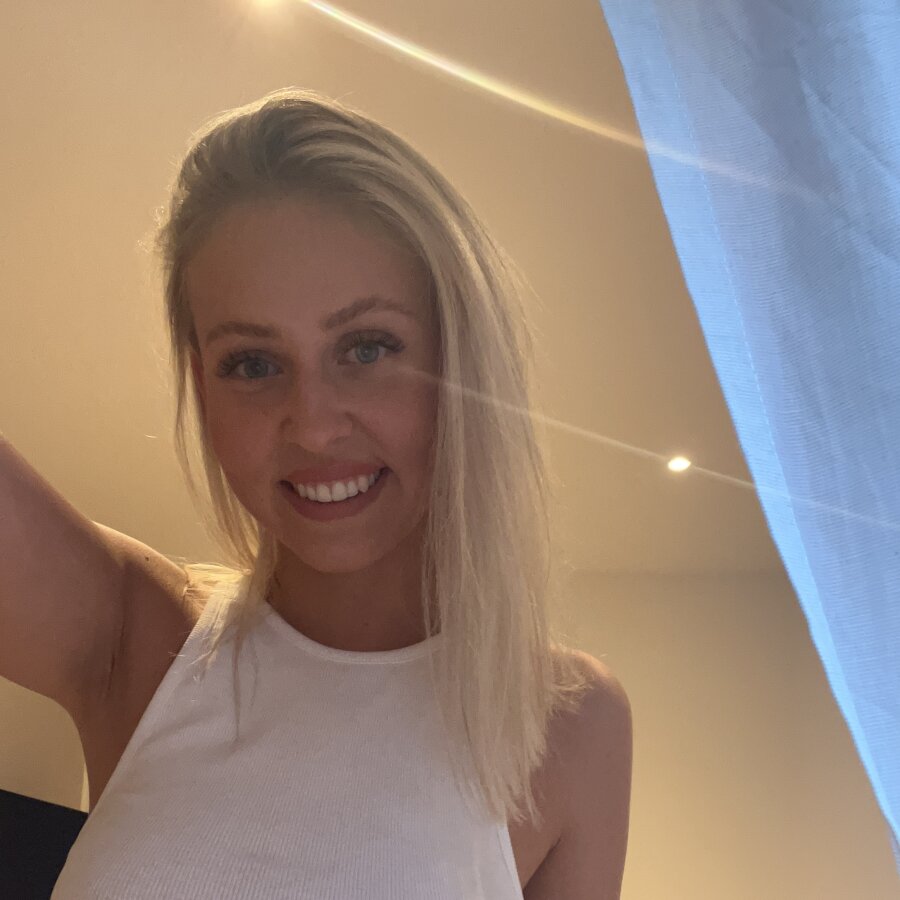 sophieee cover