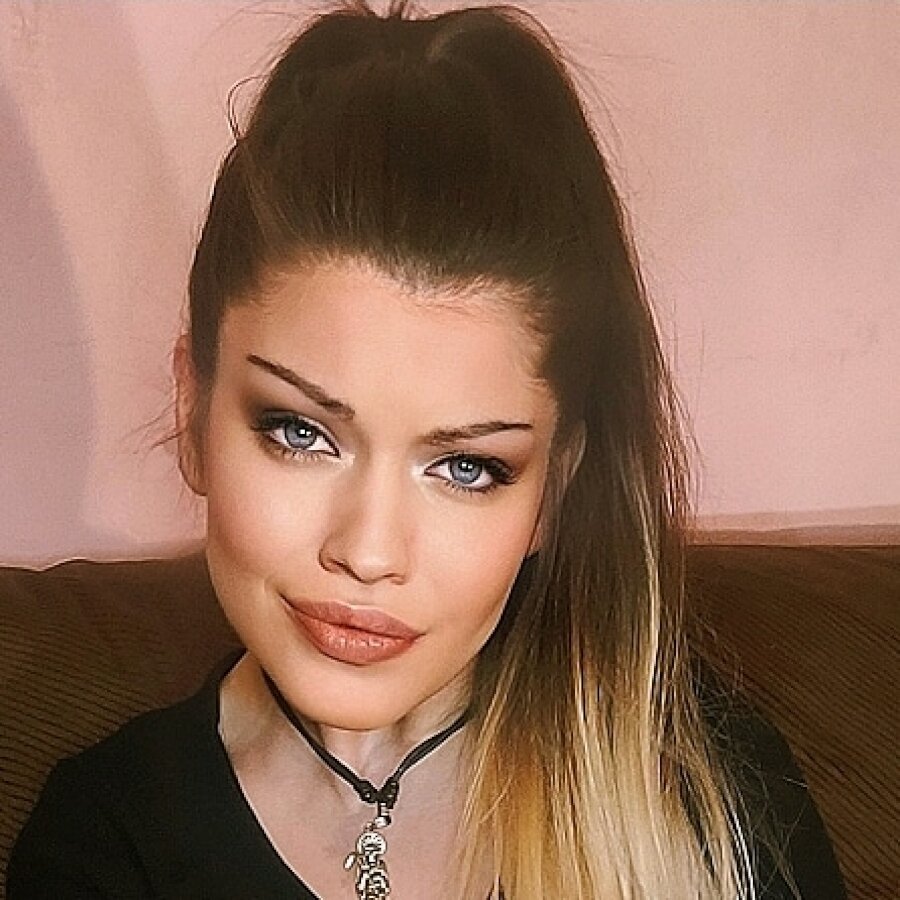 joleneg – 4Based Creator