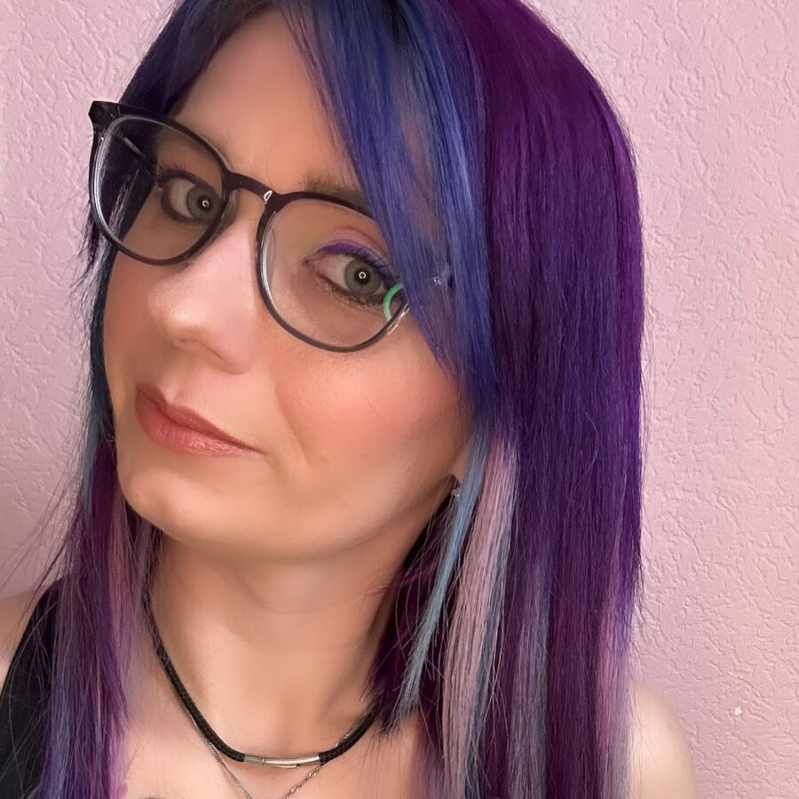 ladyminniemaus – 4Based Creator