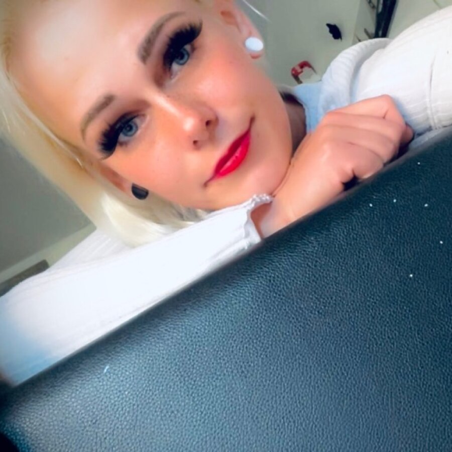 kiissmonaa – 4Based Creator