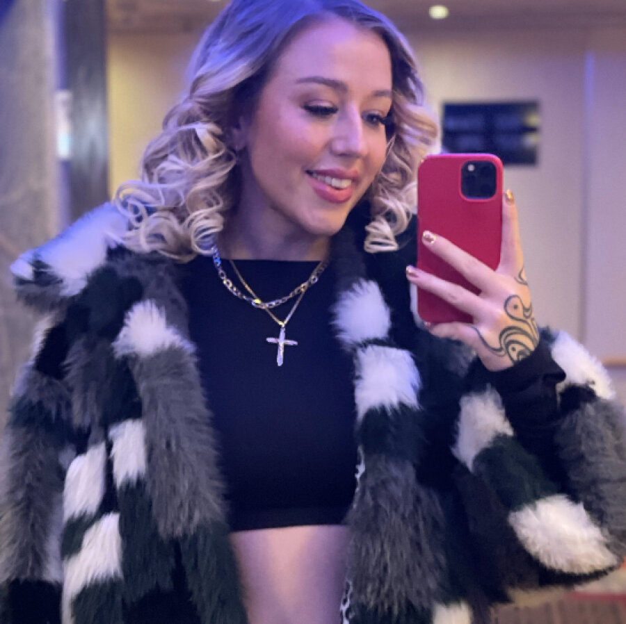 niki_nova – 4Based Creator