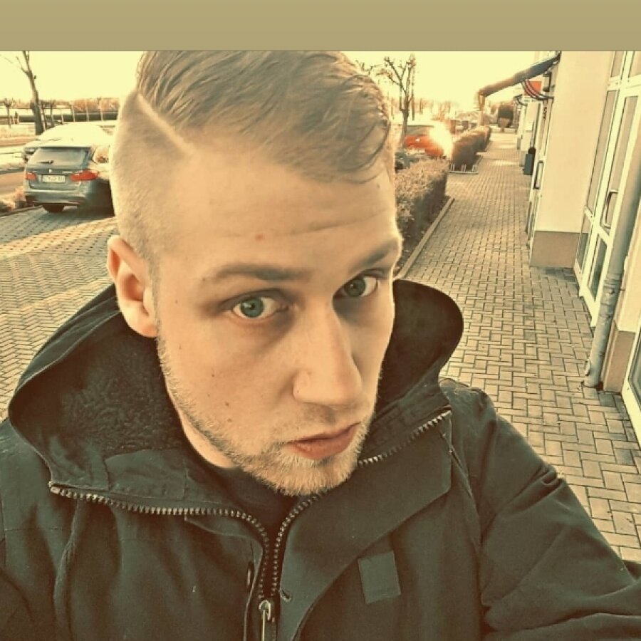 benniiii – 4Based Creator