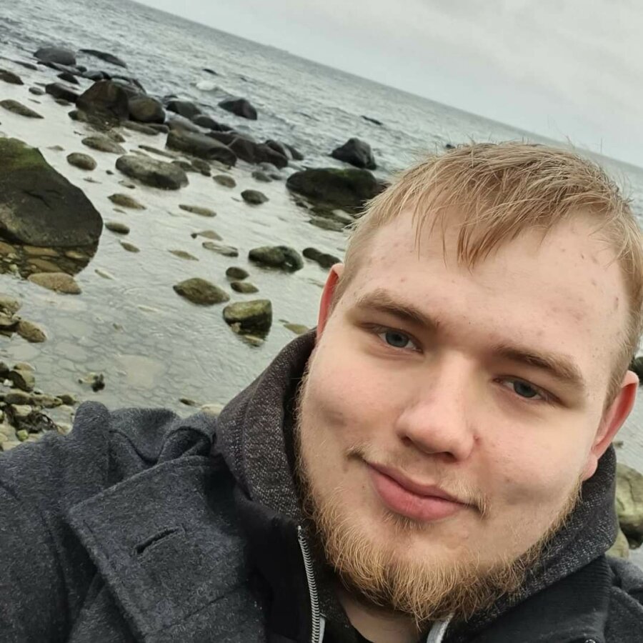 tobi410 – 4Based Creator