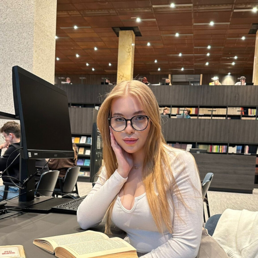 angelinarest – 4Based Creator