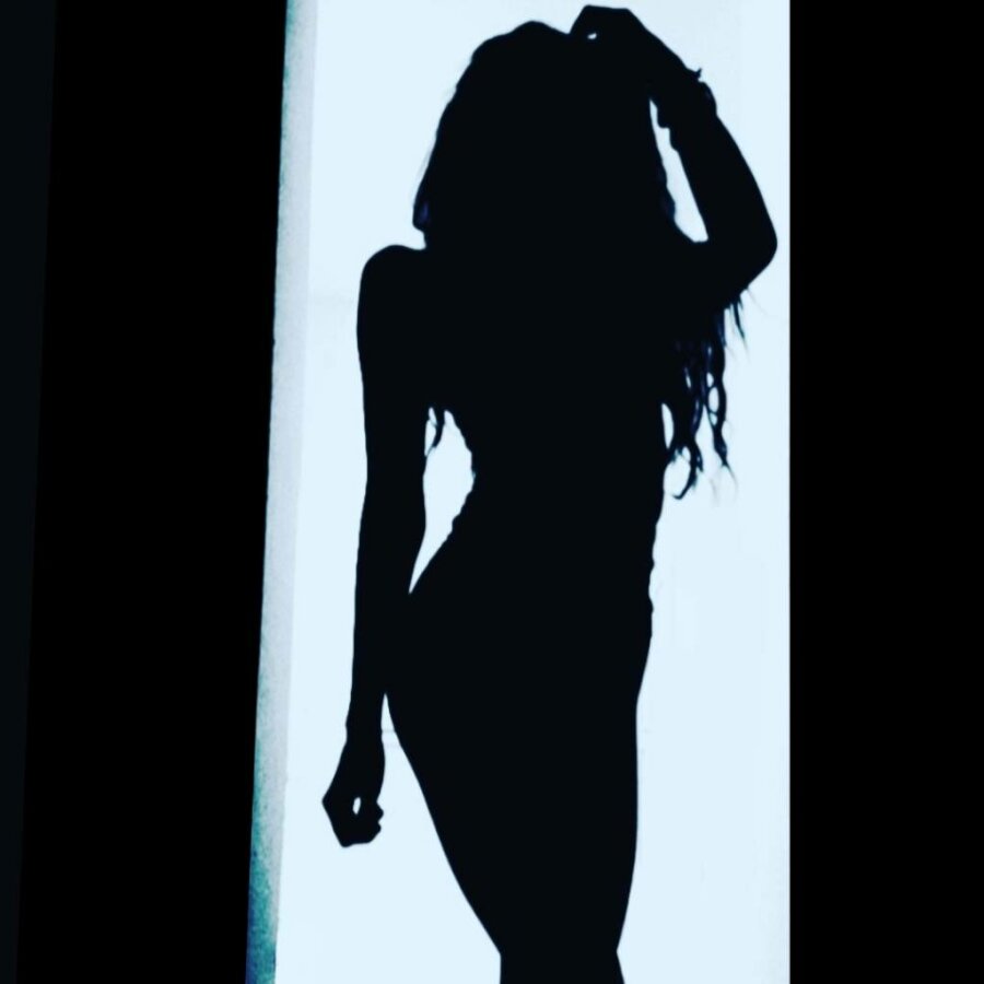 roxy-foxy-official cover