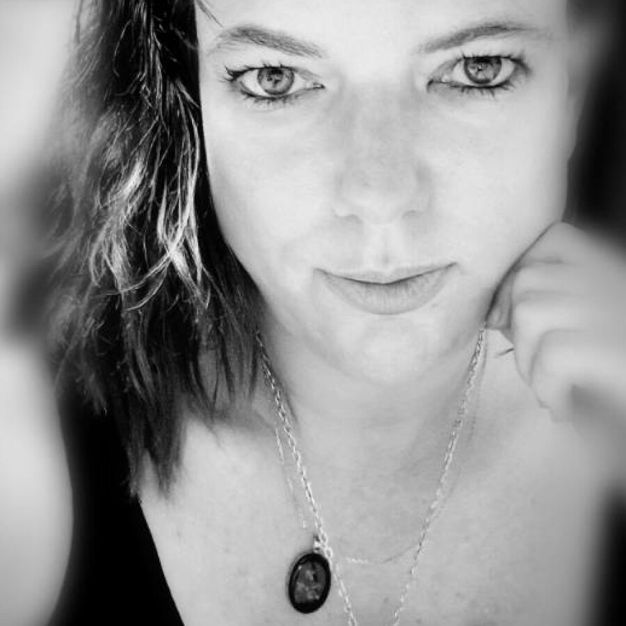 antoinette – 4Based Creator
