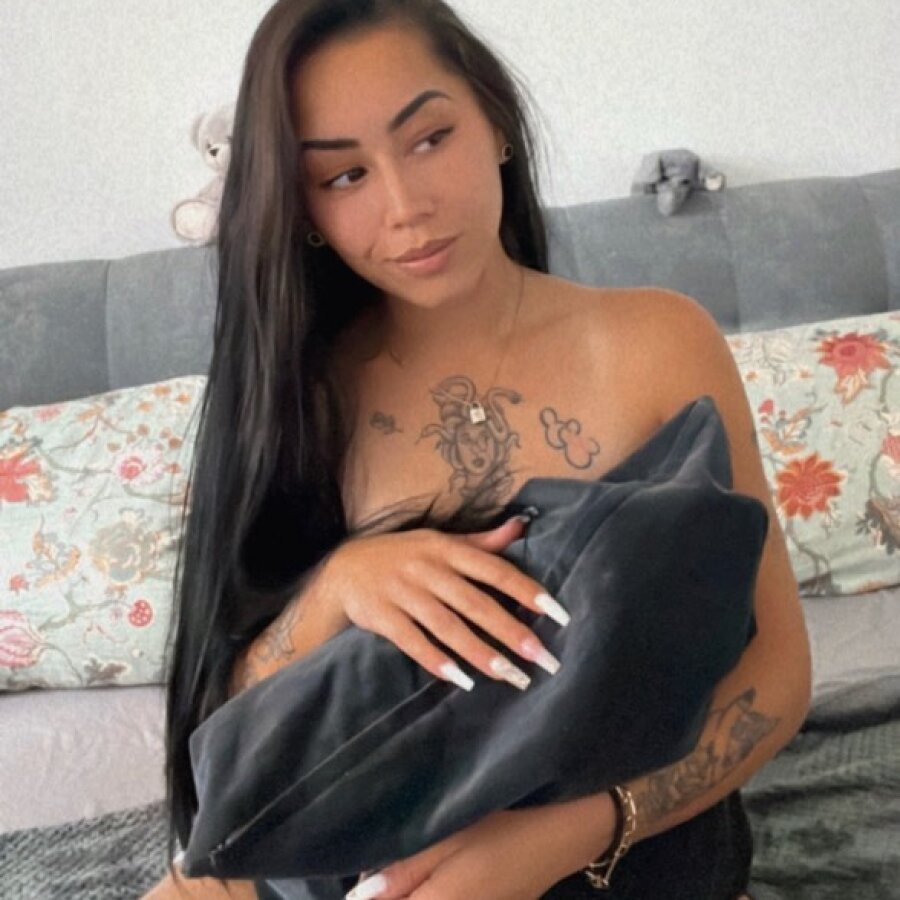 valentxna cover