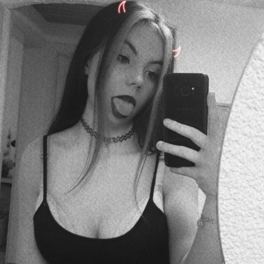 alessia_daddys – 4Based Creator