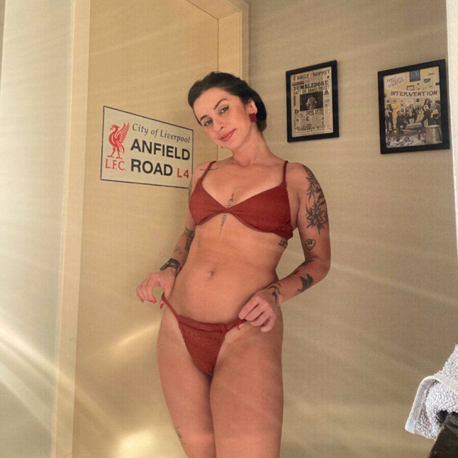 annikax – 4Based Creator
