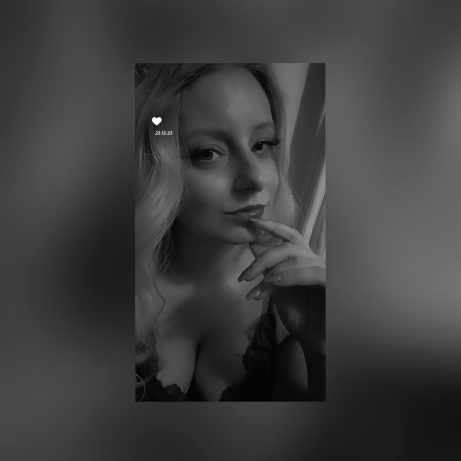 vivi_kitty cover
