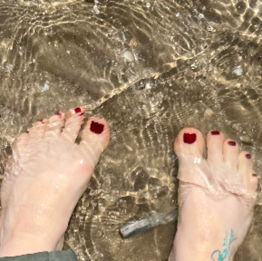 feelhappyfeet – 4Based Creator