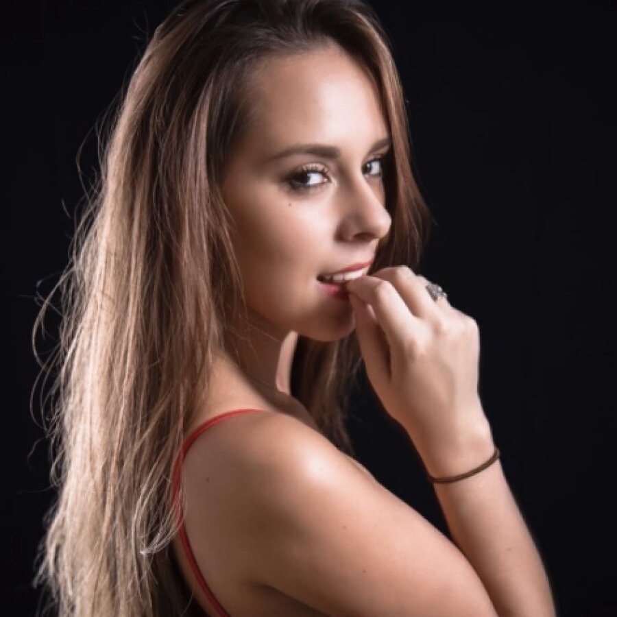 chloe_franzoesisch – 4Based Creator