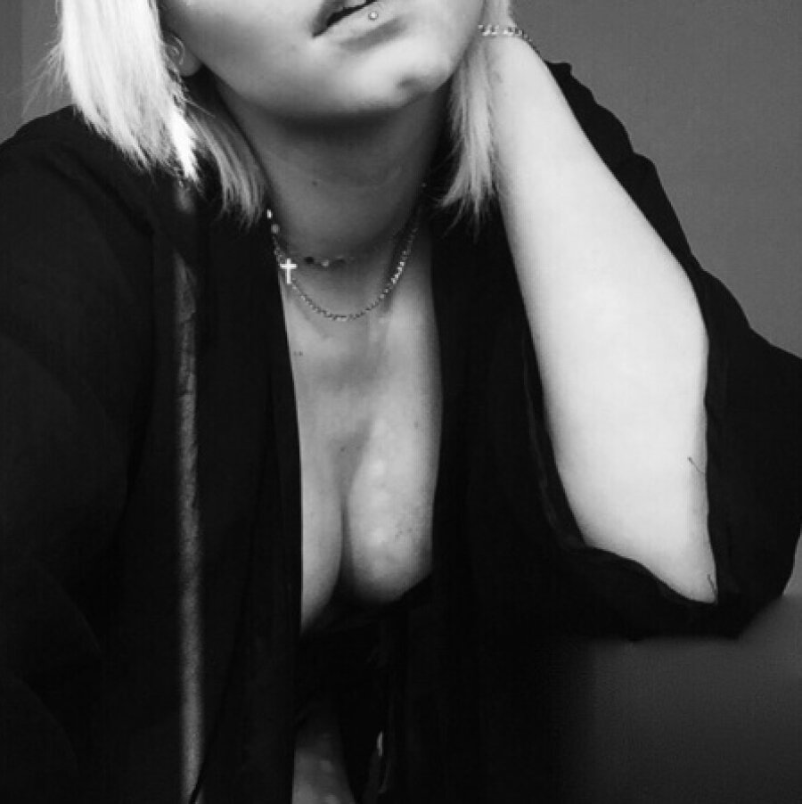 stella.x – 4Based Creator