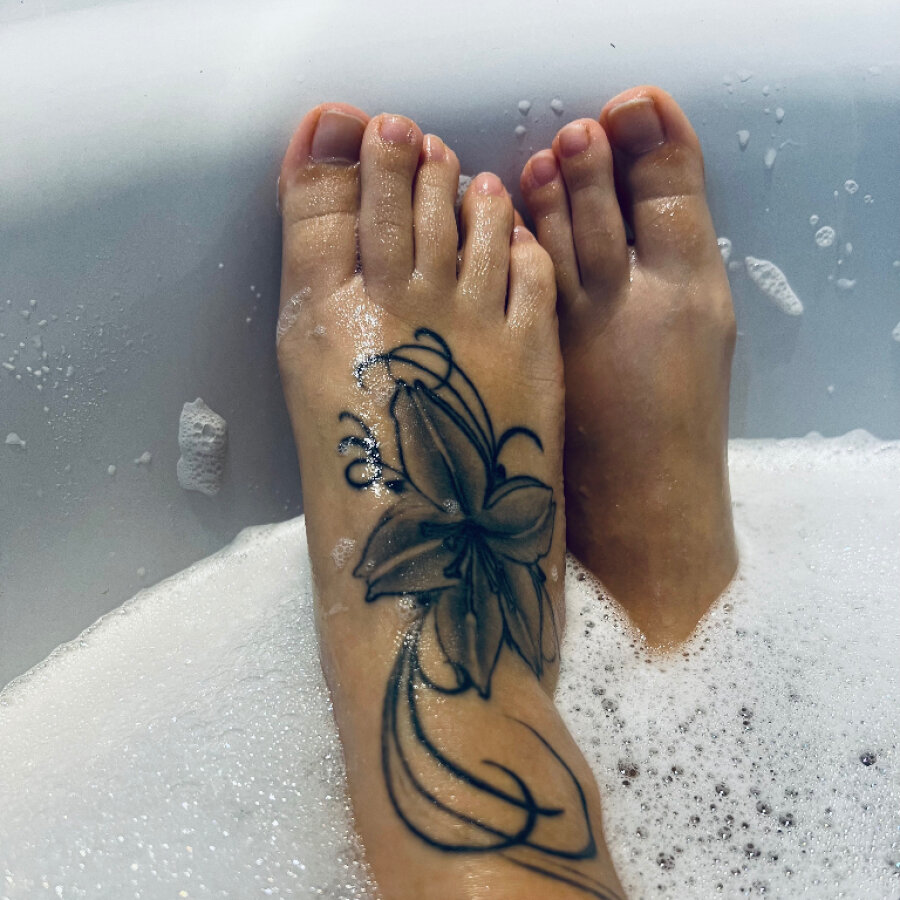 ladyfoot cover