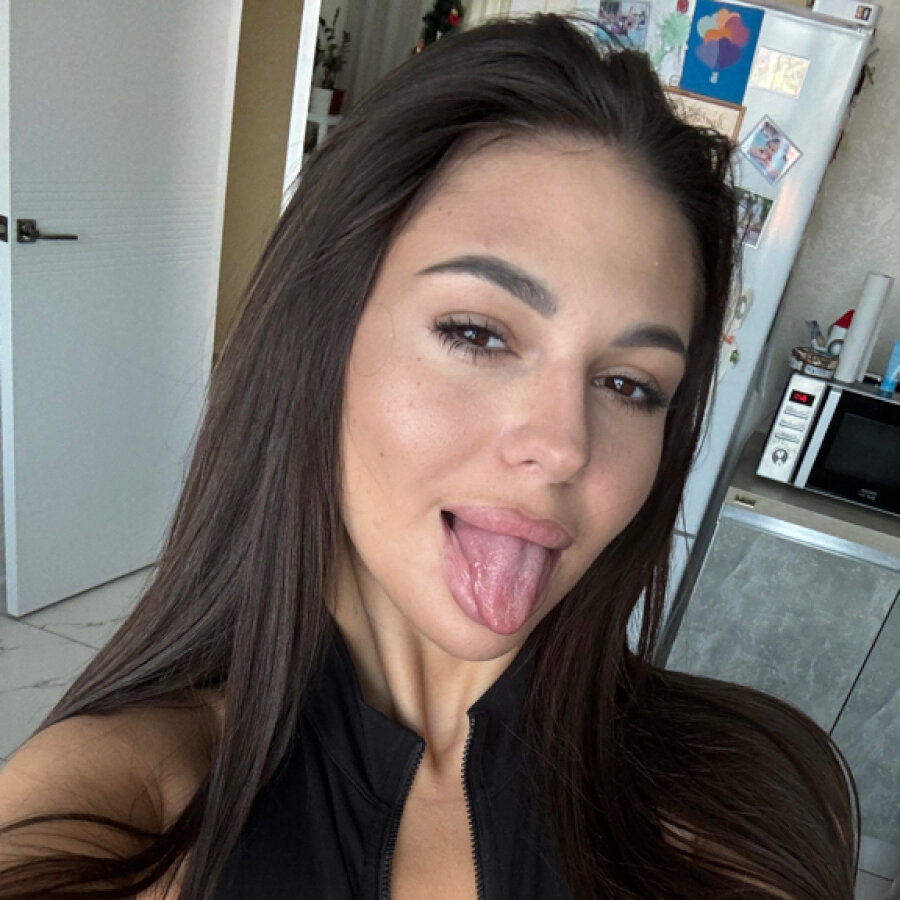 lolahorny – 4Based Creator