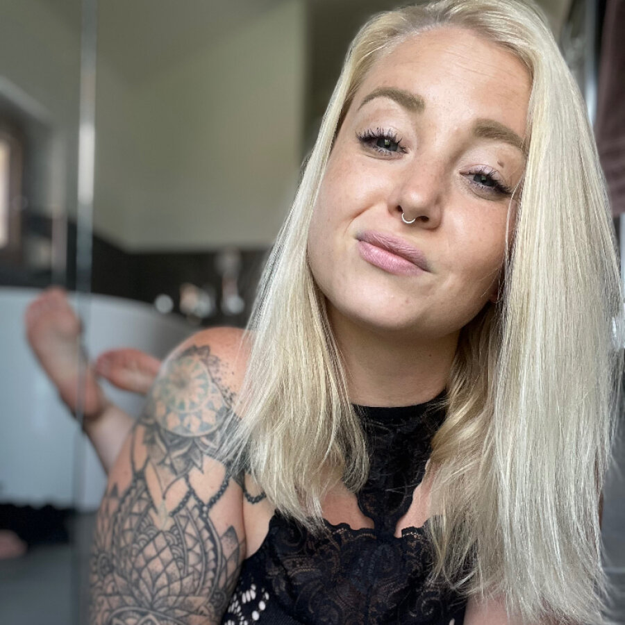 fucking_leyla_ – 4Based Creator