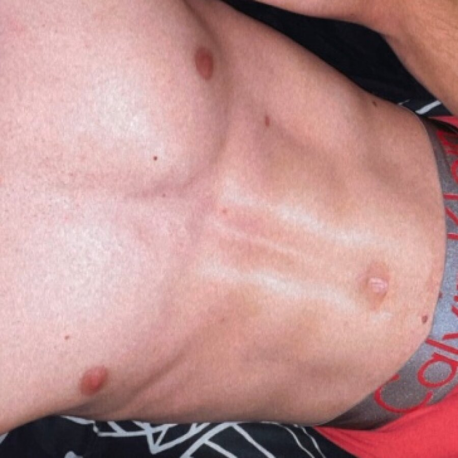 skinnyguywithbigd