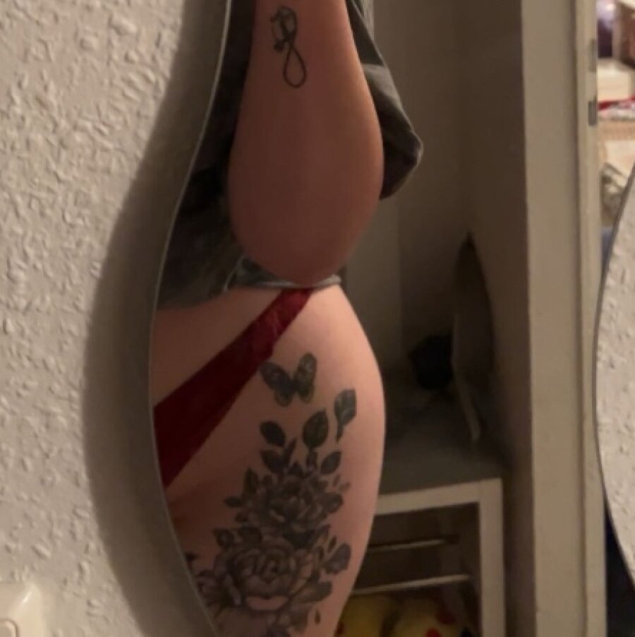 _emmyyyy.bch_ – 4Based Creator