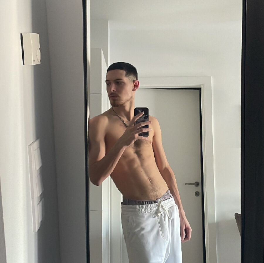 kenchy_shows – 4Based Creator