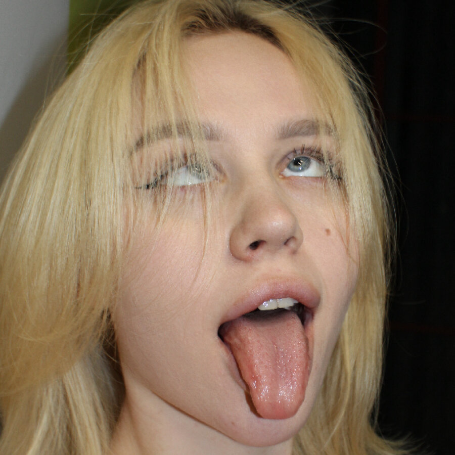 xovaleria – 4Based Creator