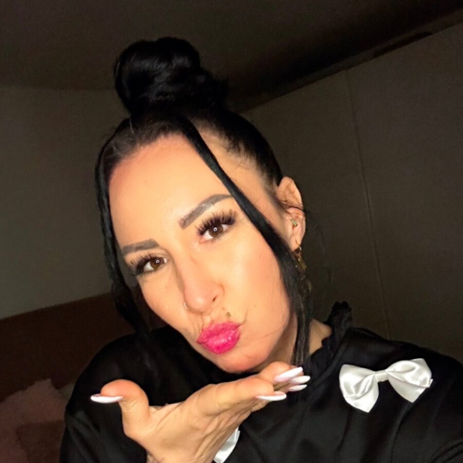 greekmadame – 4Based Creator