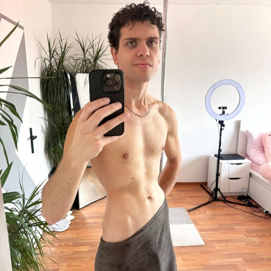 felix.fleek – 4Based Creator