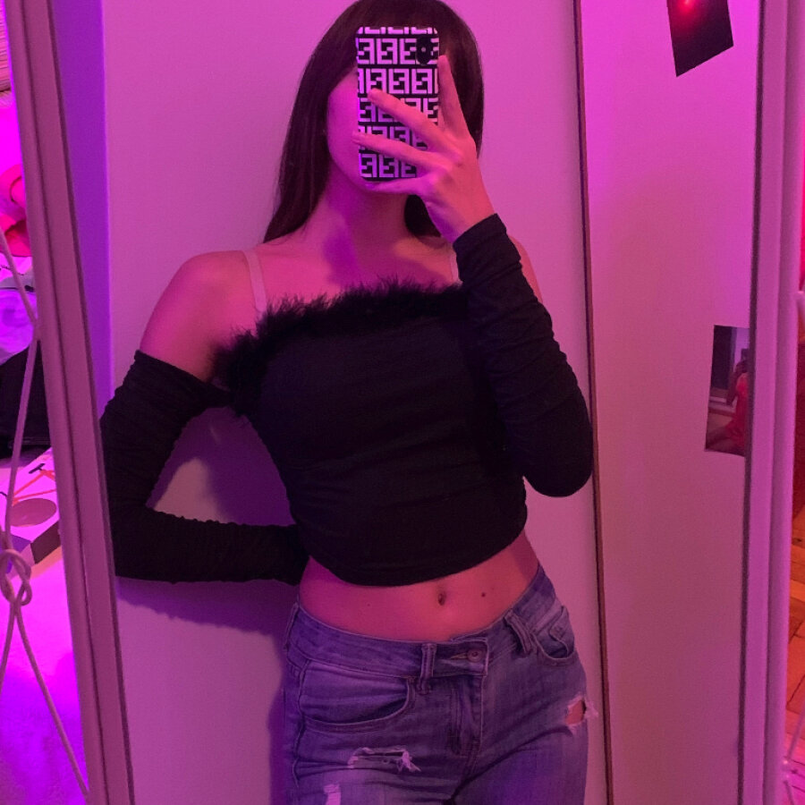 chiaraa.belliniii – 4Based Creator