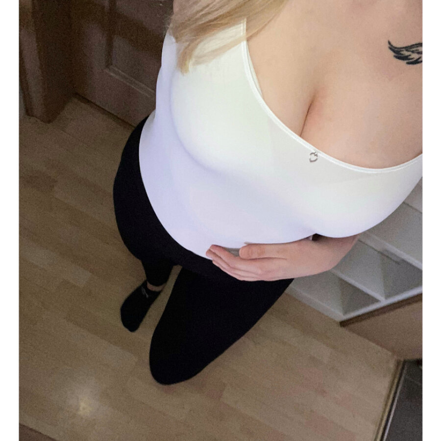 sunnyblair – 4Based Creator