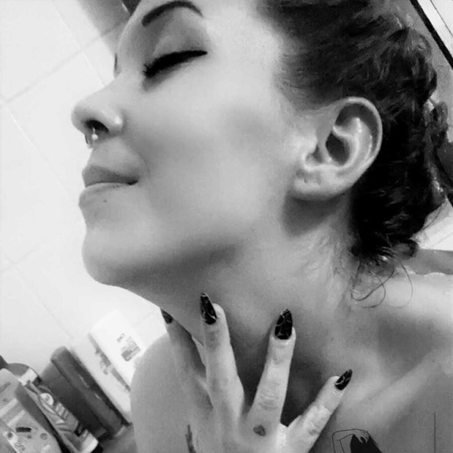 zoey_desire cover