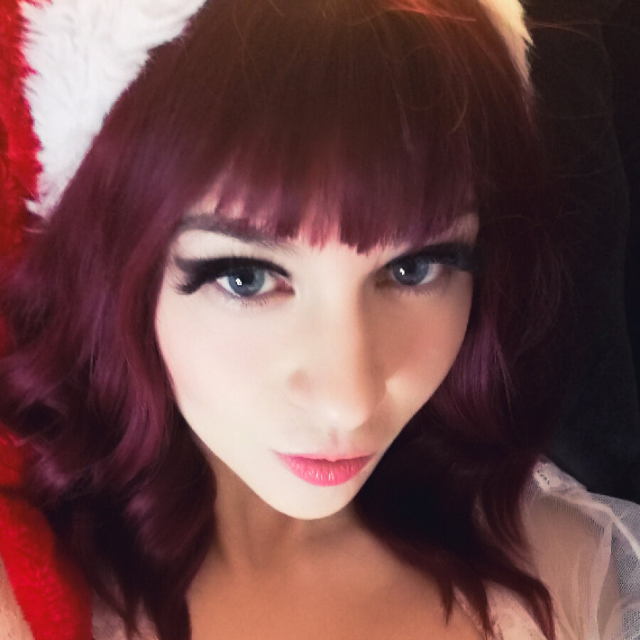 crimsondoll_mina – 4Based Creator