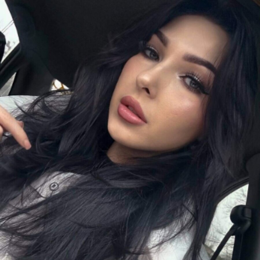 whitefoxxy