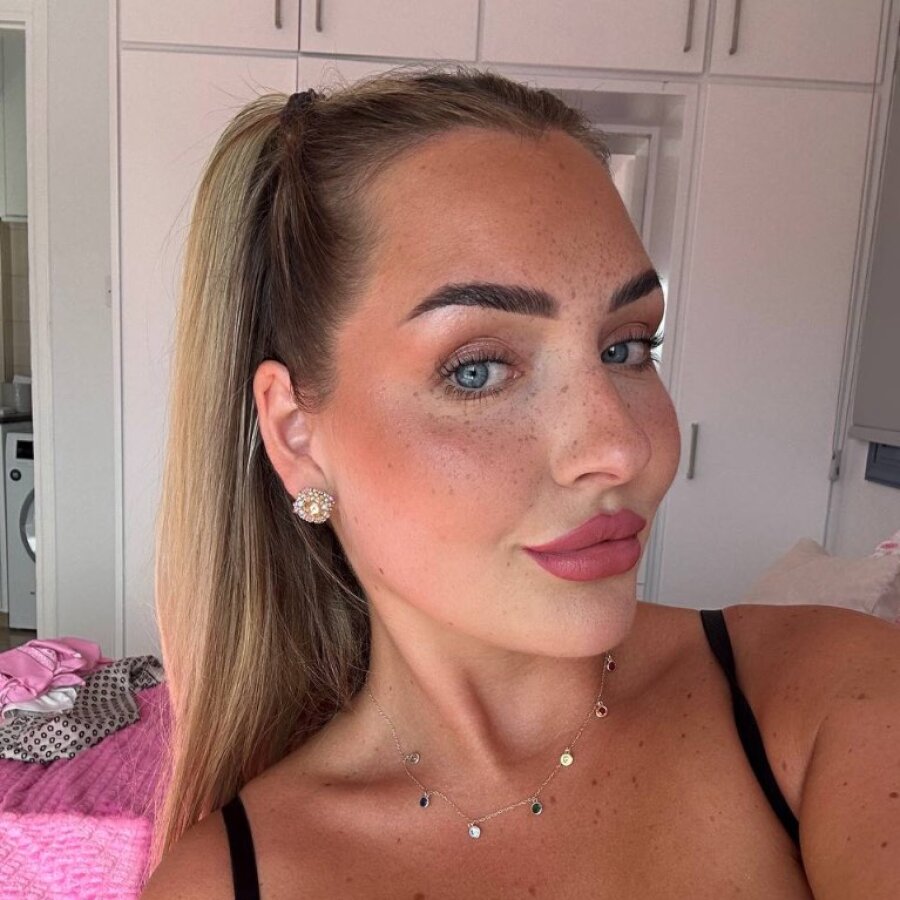 sweetbella – 4Based Creator
