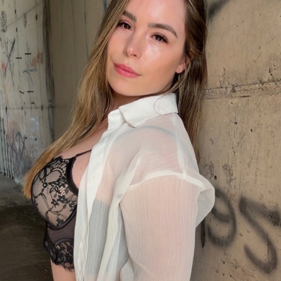 bellaonfire – 4Based Creator