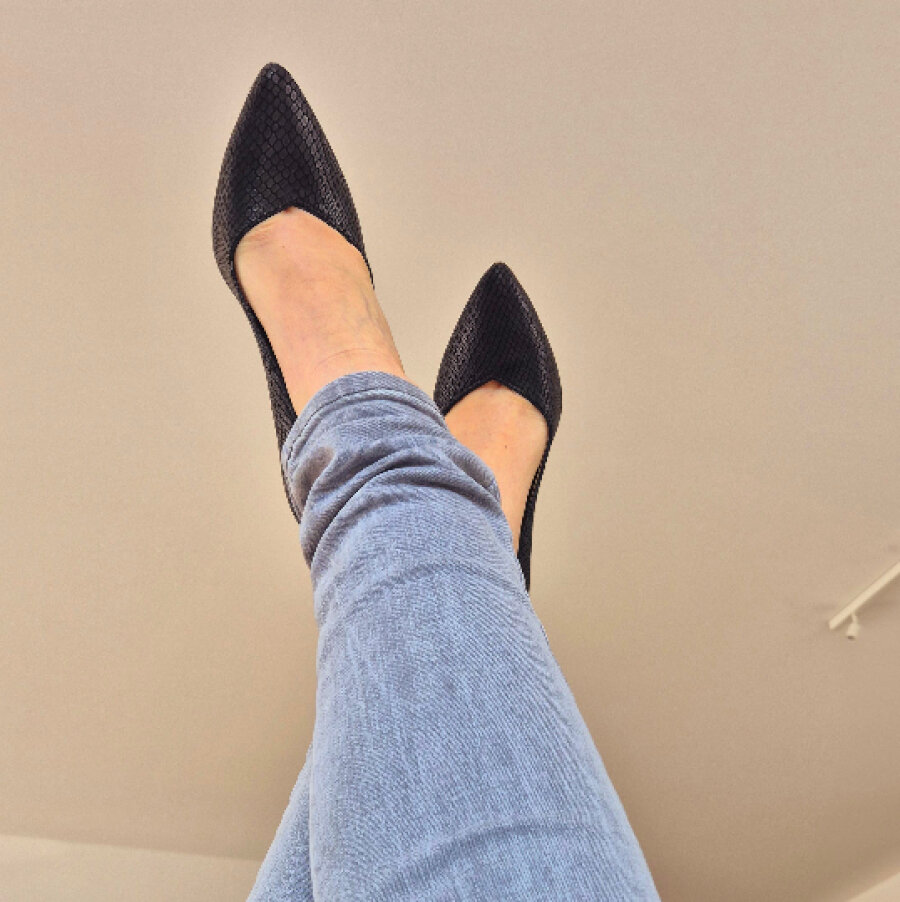 devotion_feet – 4Based Creator
