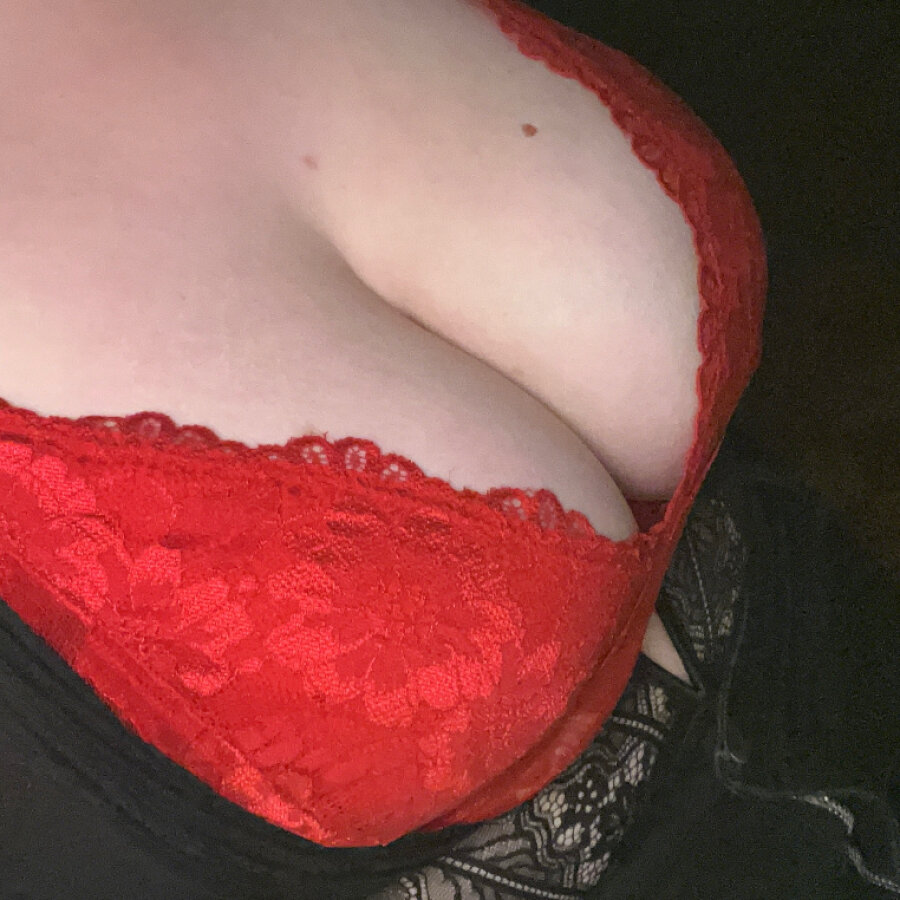 hotxcurvyxmilf
