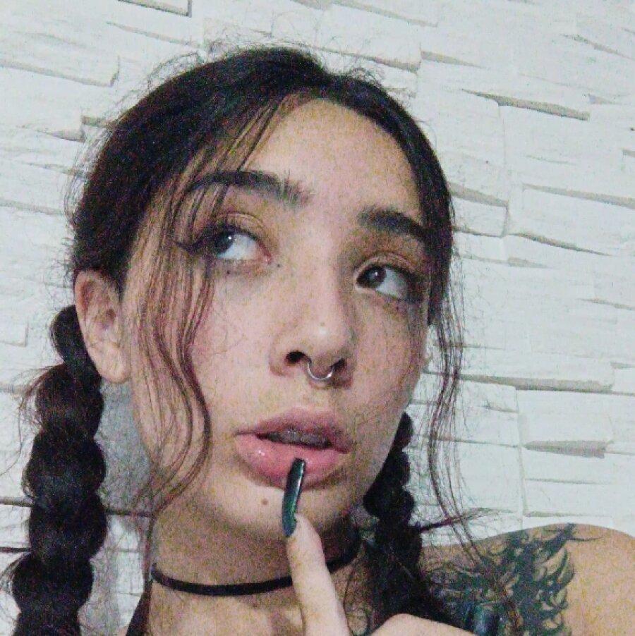 sizzlezoey